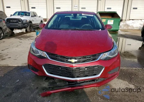 2018 Chevrolet Cruze Lt z USA, uszkodzony, nr VIN 1G1BE5SM3J7128452
